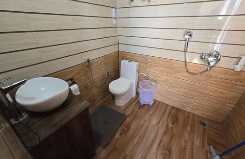 Chakrata Hotel | Hill View Retreat