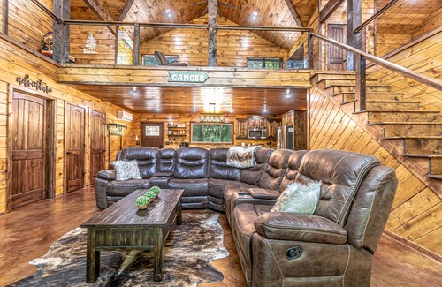 Ozark Cabin | Hillbilly Paradise ~ Brand New Cabin on the Mulberry!