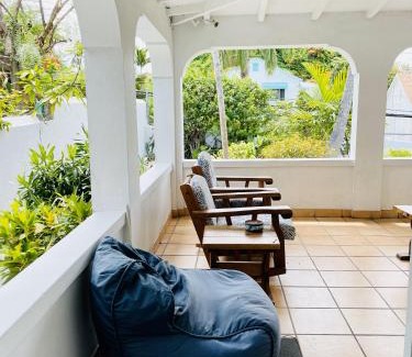 Downtown Nassau Hostel | Hillcrest
