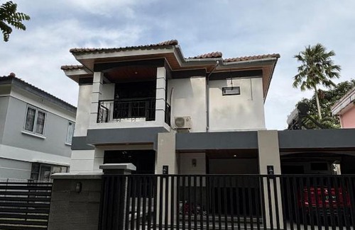 Cipanas Villa | hillcure villa kota bunga puncak by citrus house