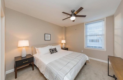 Hillsboro West End Apartment | Hillsboro Condo above Pancake Pantry