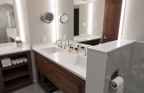 Hillsdale Hotel | Hillsdale College Dow Hotel and Conference Center