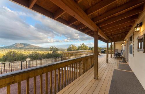 Williams House | Hillside Cabin~Williams & Grand Canyon Destination