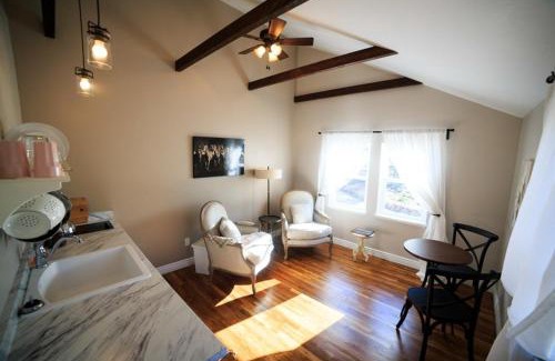 Hillside Ski Chalet | Hillside Colorado Cottages