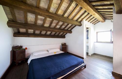 San Savino Apartment | Hillside Comfort with Sauna
