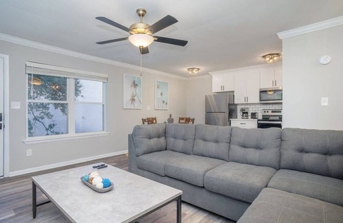 Bayview Apartment | Hillside Cove - Sail Suite