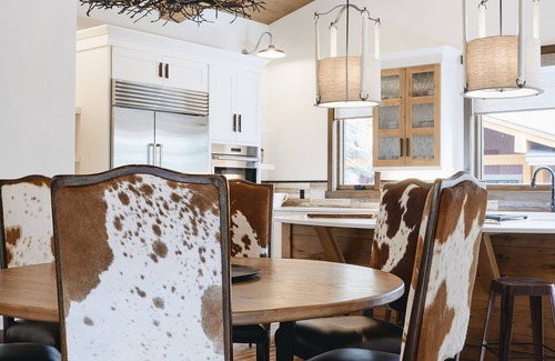 Mammoth Lakes House | Hillside Highlands, Unit C (ADA)