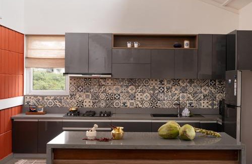 Wellington House | Hillside Home 3 BHK Villa by tisyastays