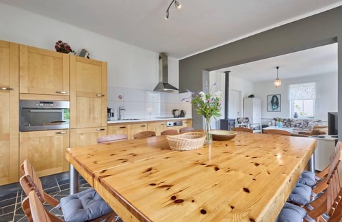 Svoboda nad Upou House | Hillside Lodge & Garden by Interhome