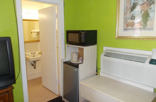 Homer Hotel | Hillside Motel