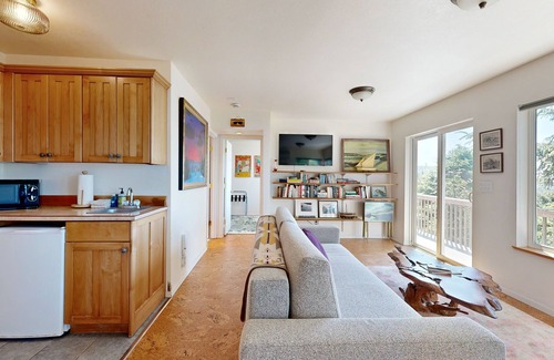 Oceanside House | Hillside retreat with ocean-view deck - half mile to the beach