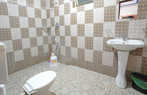 Masinagudi Resort | Hillside Spring Valley