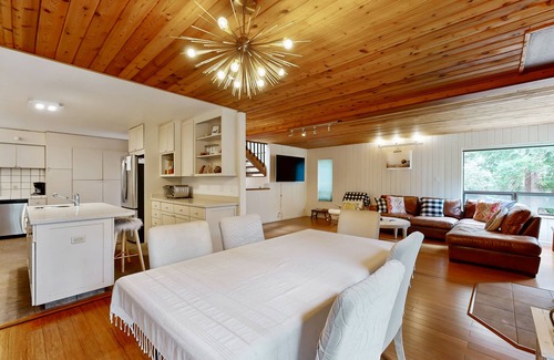 Sea Ranch House | Hillside tree house in redwoods with ocean views & pool access - dog-friendly