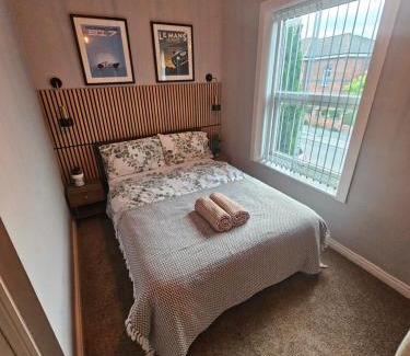 Wigan House | Hillsome Hosting Wigan