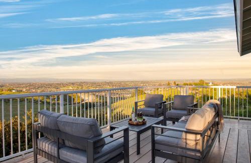 Paso Robles House | Hilltop by AvantStay Countryside Escape w Views