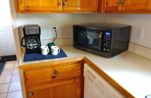 Ruidoso House | Hilltop Cabin Summary