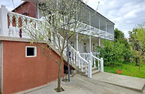 Kutaisi House | HillTop Guest House Kutaisi