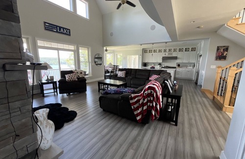 Laconia House | Hilltop Haven on Lake Winnisquam