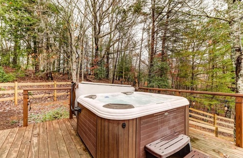 Blairsville House | Hilltop Haven