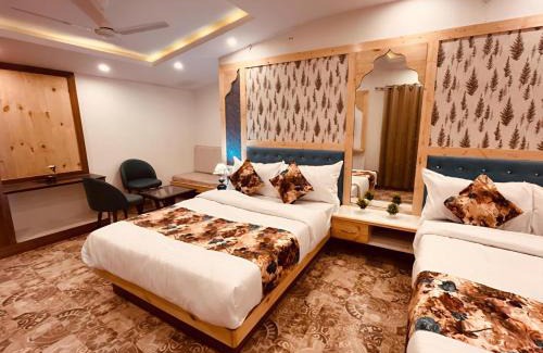 Bullawala Hotel | Hilltop Haven With Scenic Mountain View