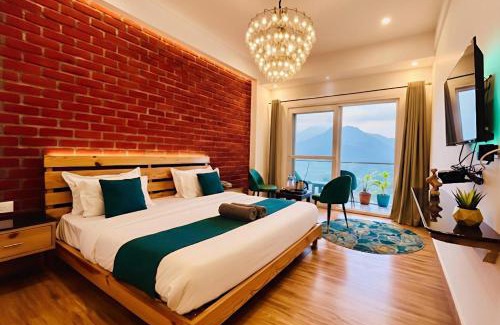 Bullawala Hotel | Hilltop Heaven With Scenic Mountain View