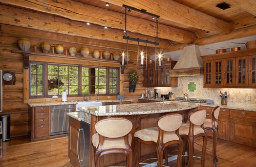 Mountain Village House | HILLTOP HIDEAWAY- A Magical Mountain Ski Estate with Game Room, Hot Tub, and Vie