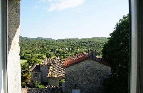 Brujas House | Hilltop Hideaway near Beaulieu