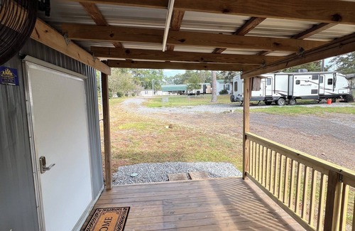 Farmerville Cabin | Hilltop Hideaway on Lake Darbonne