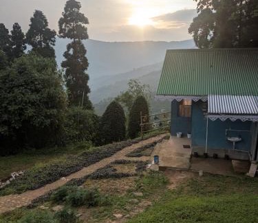 Mangan House | Hilltop Homestay