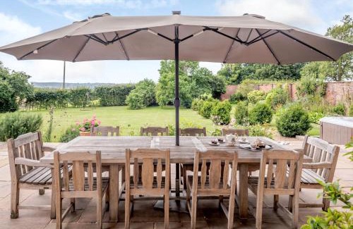Tenbury Wells House | Hilltop House