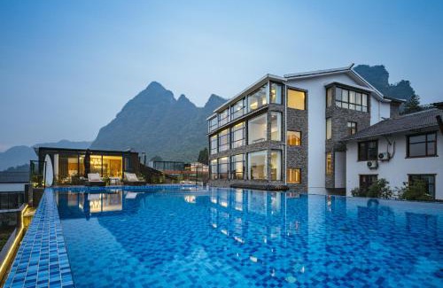 Wulingyuan Hotel | Hilltop House Resort