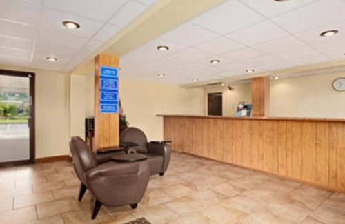 South Hills Hotel | Hilltop Inn Pittsburgh