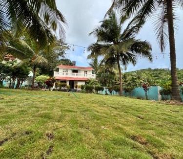 Canacona House | Hilltop nest cozy Villa with hills and forest view