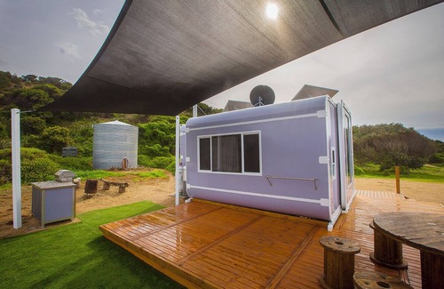 Warrenben Cottage | Hilltop Ocean View Pod