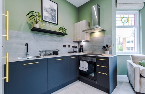 Offerton Apartment | Hilltop Serviced Apartments - Stockport