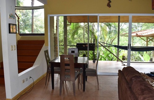Valle Pura Vida Villa | Hilltop Villa