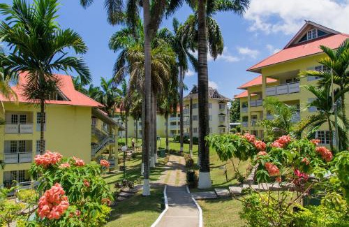 Ocho Rios Resort | Hillview At Mystic Ridge