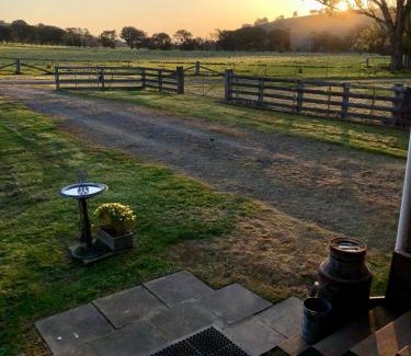 Bridge Creek House | Hillview Cottage