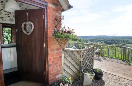 Knightwick House | Hillview Cottage