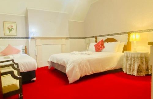 Launceston CBD Bed & Breakfast | Hillview House Launceston