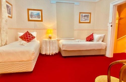 Launceston CBD Bed & Breakfast | Hillview House Launceston