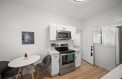 Hilo House | Hilo Horizon - Fully Airconditioned 1 BD Home