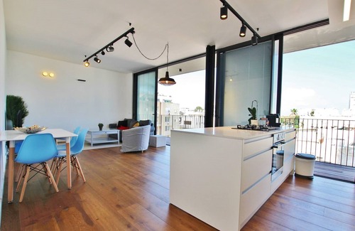 Tel Aviv Apartment | Hilton Beach new Spectacular 2BR Terrace