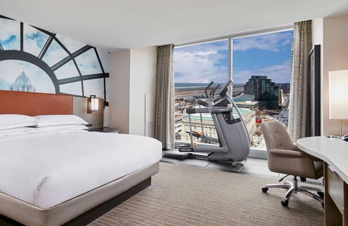 Downtown Cleveland Hotel | Hilton Cleveland Downtown