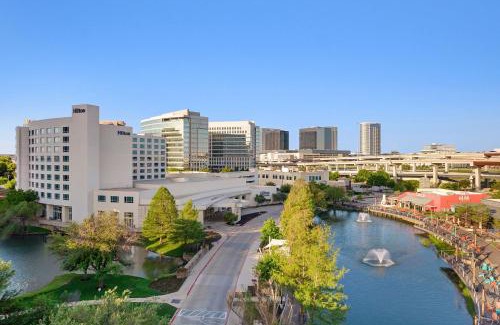 Plano Hotel | Hilton Dallas/Plano Granite Park
