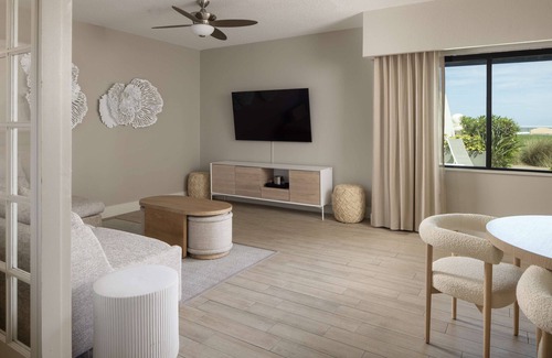 Brush - Stewarts Resort | Hilton Daytona Beach Oceanfront Resort