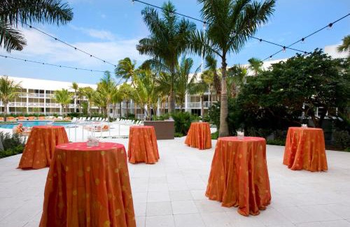 17th Street Causeway Resort | Hilton Fort Lauderdale Marina
