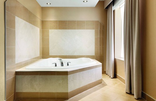 Glendale Hotel | Hilton Garden Inn Niagara-on-the-Lake