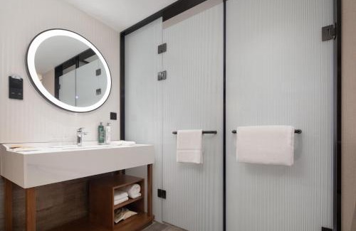 Haicheng District Hotel | Hilton Garden Inn Beihai Jiafu