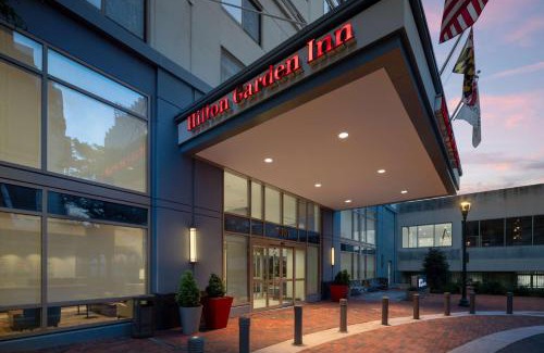 Bethesda Hotel | Hilton Garden Inn Bethesda Downtown